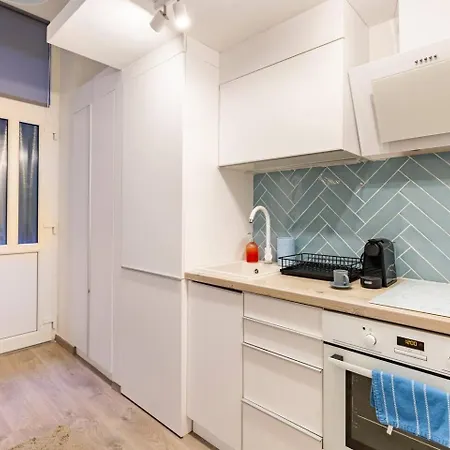 아파트 New! Central Location Flat By The Synagogue